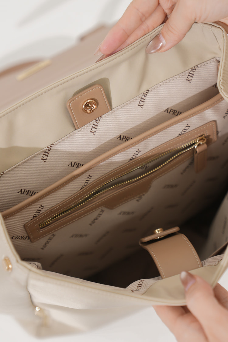 APRILY / マルチウェイキャリアリュック